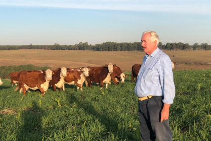 Aldo Vendramin explica como dados meteorológicos e inteligência artificial otimizam o manejo agrícola.