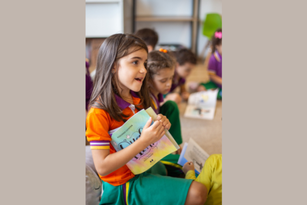 Entenda como a integração entre escola e família no ambiente digital, com a Sigma Educação e Tecnologia Ltda, fortalece a aprendizagem e a comunicação.